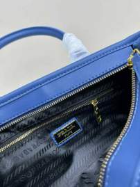 Picture of Prada Handbags _SKUfw196402684fw
